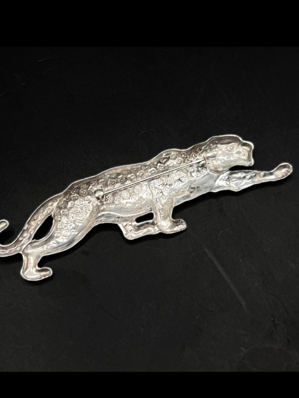 Vintage Hammered Sterling Silver Panther or Leopard Brooch 1970s - Picture 7 of 8